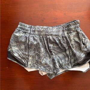 Lululemon Hotty Hot Shorts